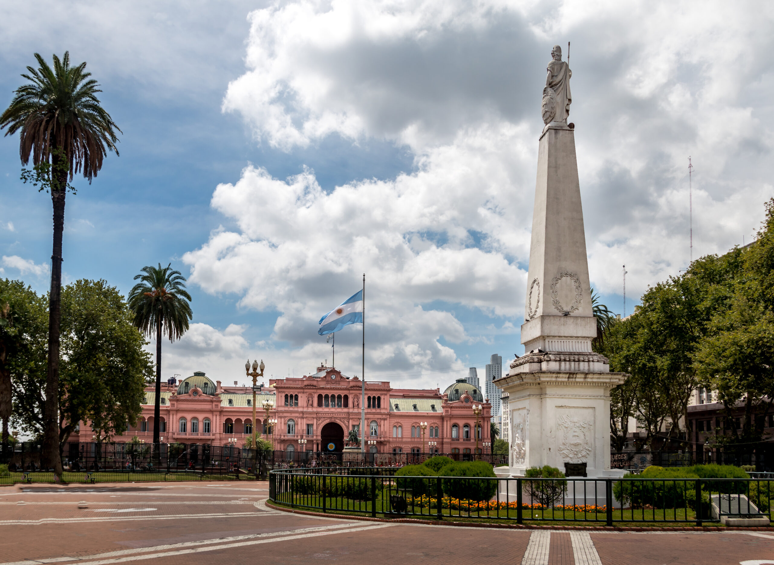 plaza de mayo and casa rosada buenos aires argentina
