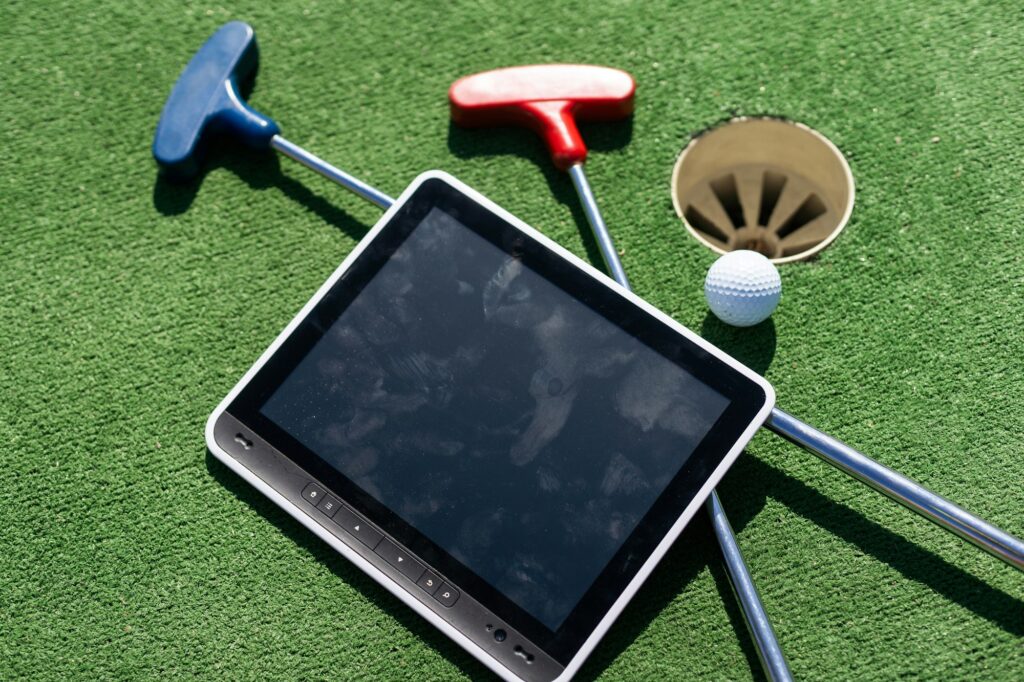 Mini Golf Game, mobile app, tablet PC.