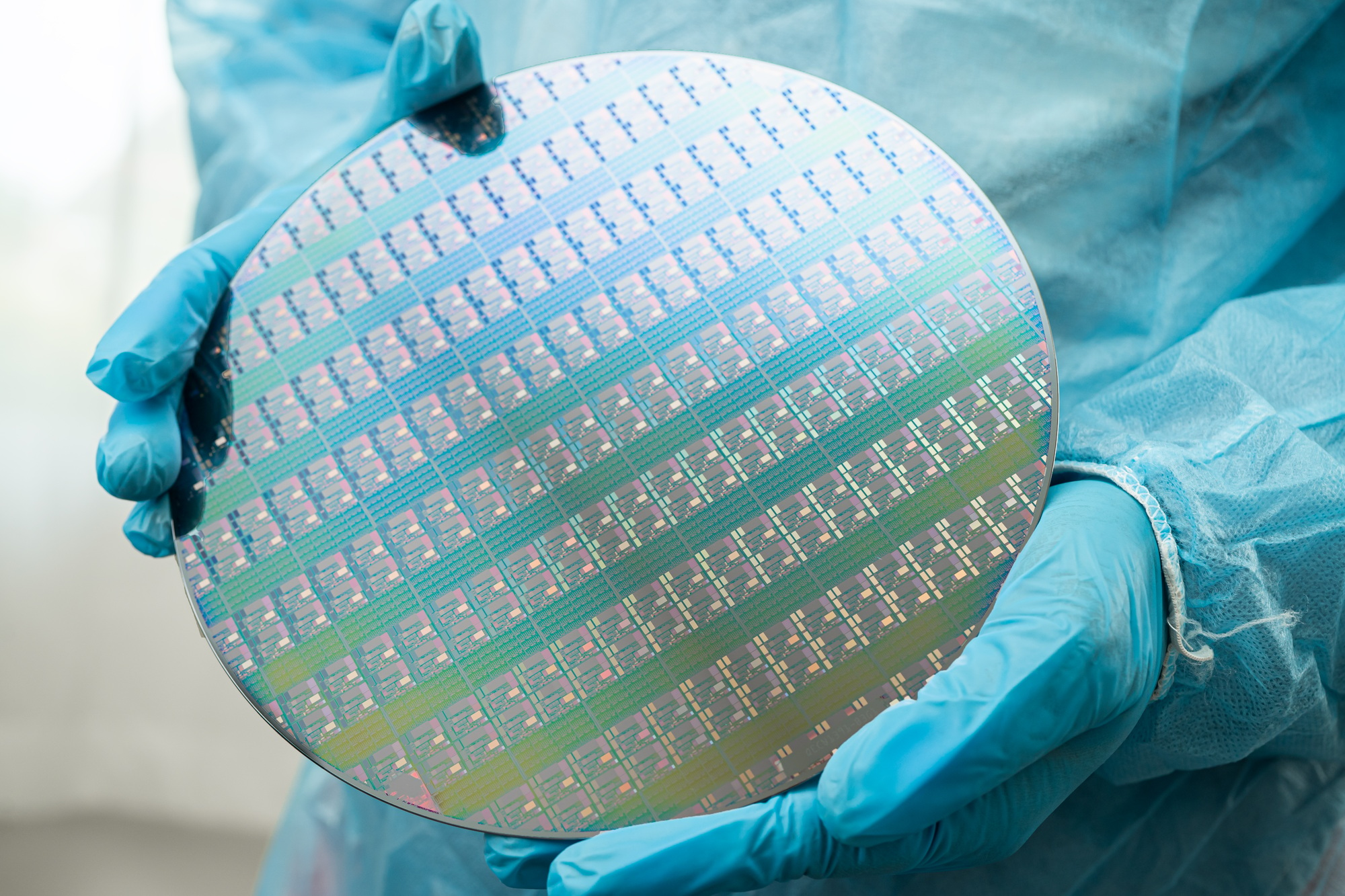 Silicon wafer for manufacturing semiconductor of integrated circuit.