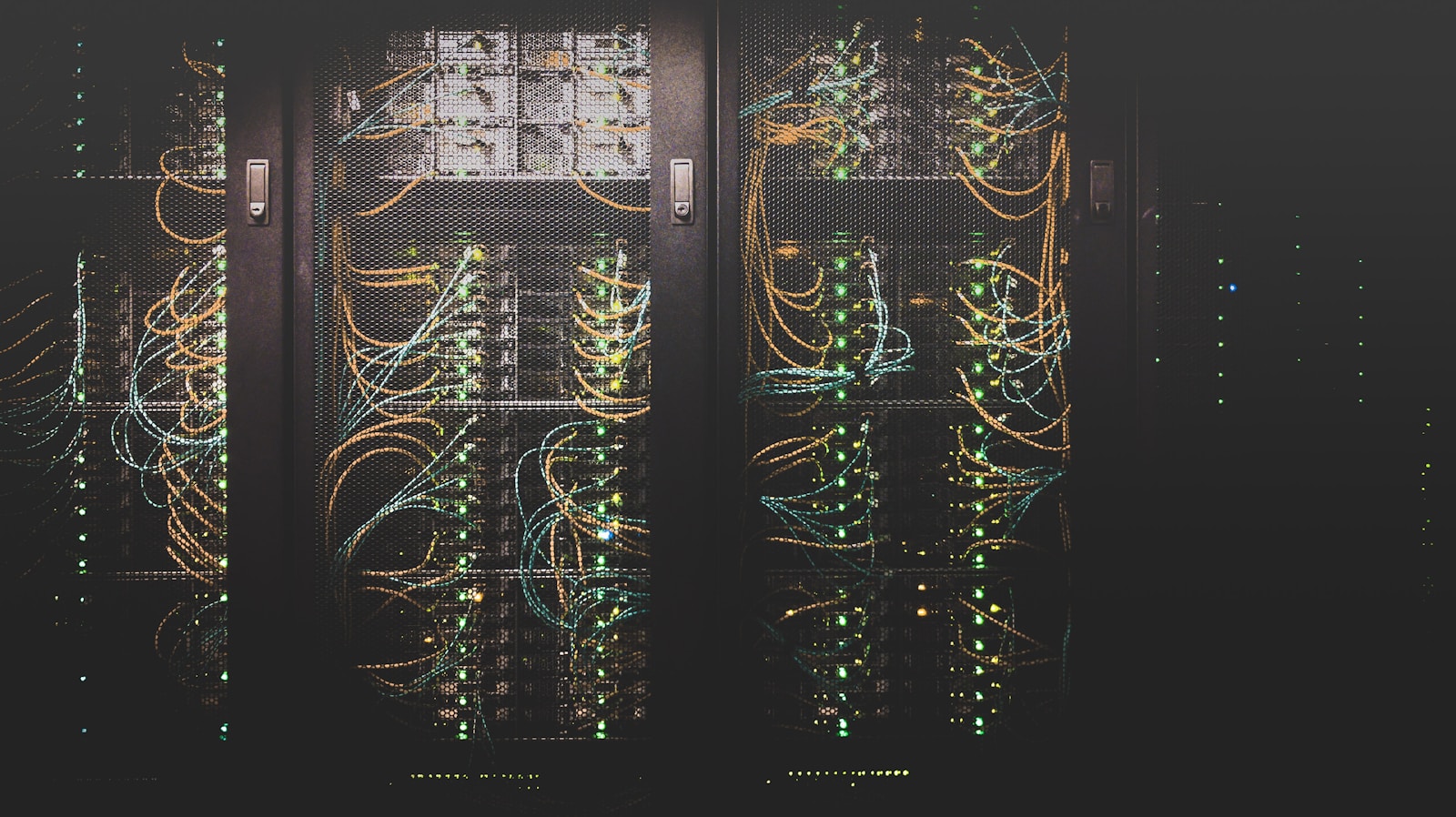 Why AI Data Centres Are a New Big Deal photo by taylor vick