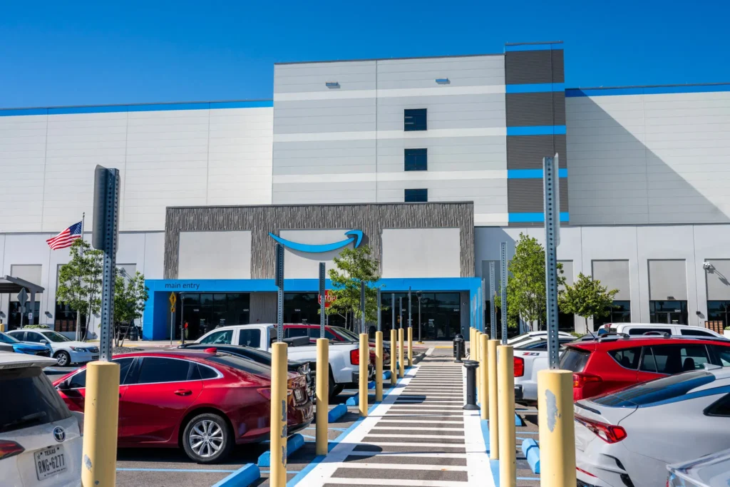 Amazon’s $200 Billion AI That Reshape the New Global Economy 05biz amazon earningshfo bcvt superjumbo