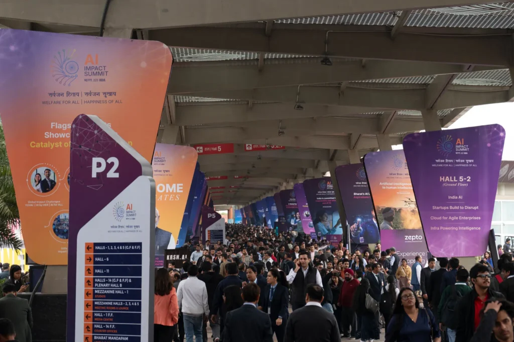 How World’s Most Populous Nation New Positioning Itself AI Revolution 19biz india ai 01 fhkl superjumbo