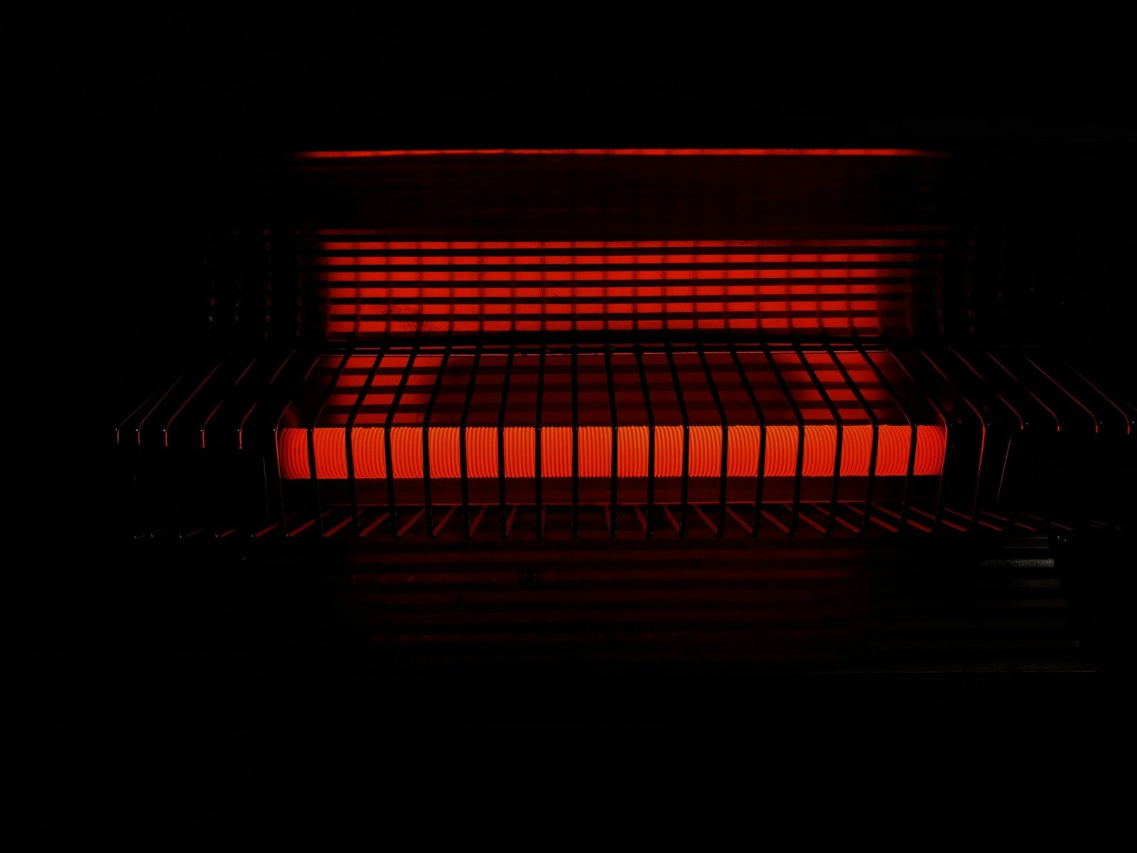 Thermodynamic Computers: A New Radical Leap for Energy-Efficient AI red and black piano keys