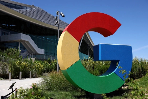 Why Big Tech Race Electricity Is Reshaping America’s Electric Grid webp