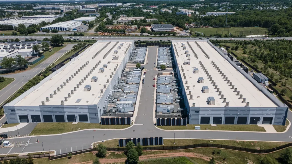 108314426 1780313176655 gettyimages 2278507946 virginia data centers